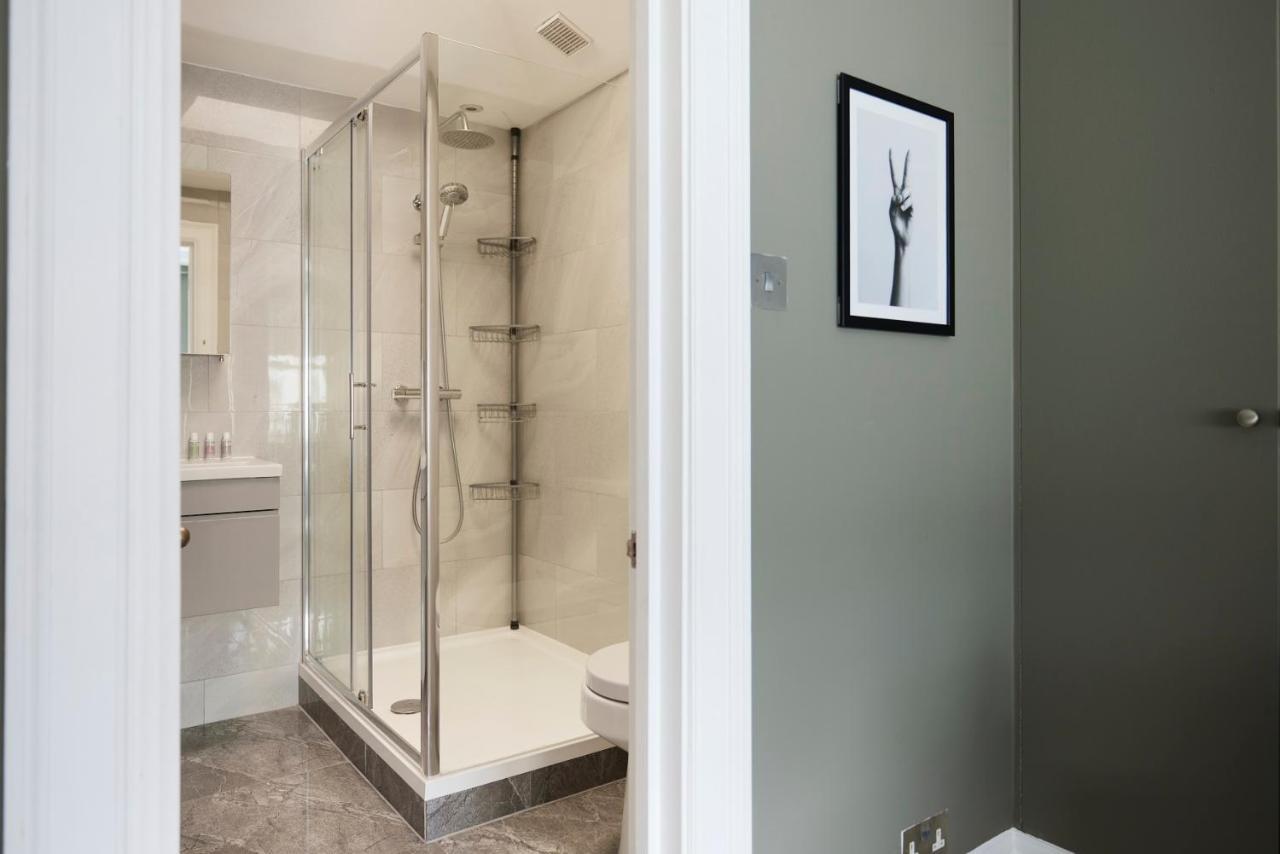 Apartamento The South Kensington Wonder - Trendy 3Bdr House With Garden Londres Exterior foto