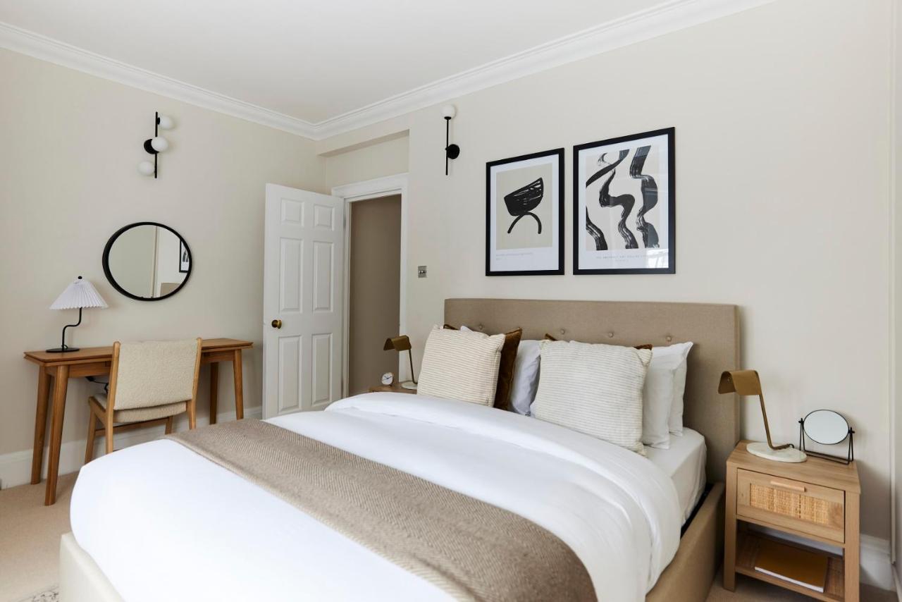 Apartamento The South Kensington Wonder - Trendy 3Bdr House With Garden Londres Exterior foto